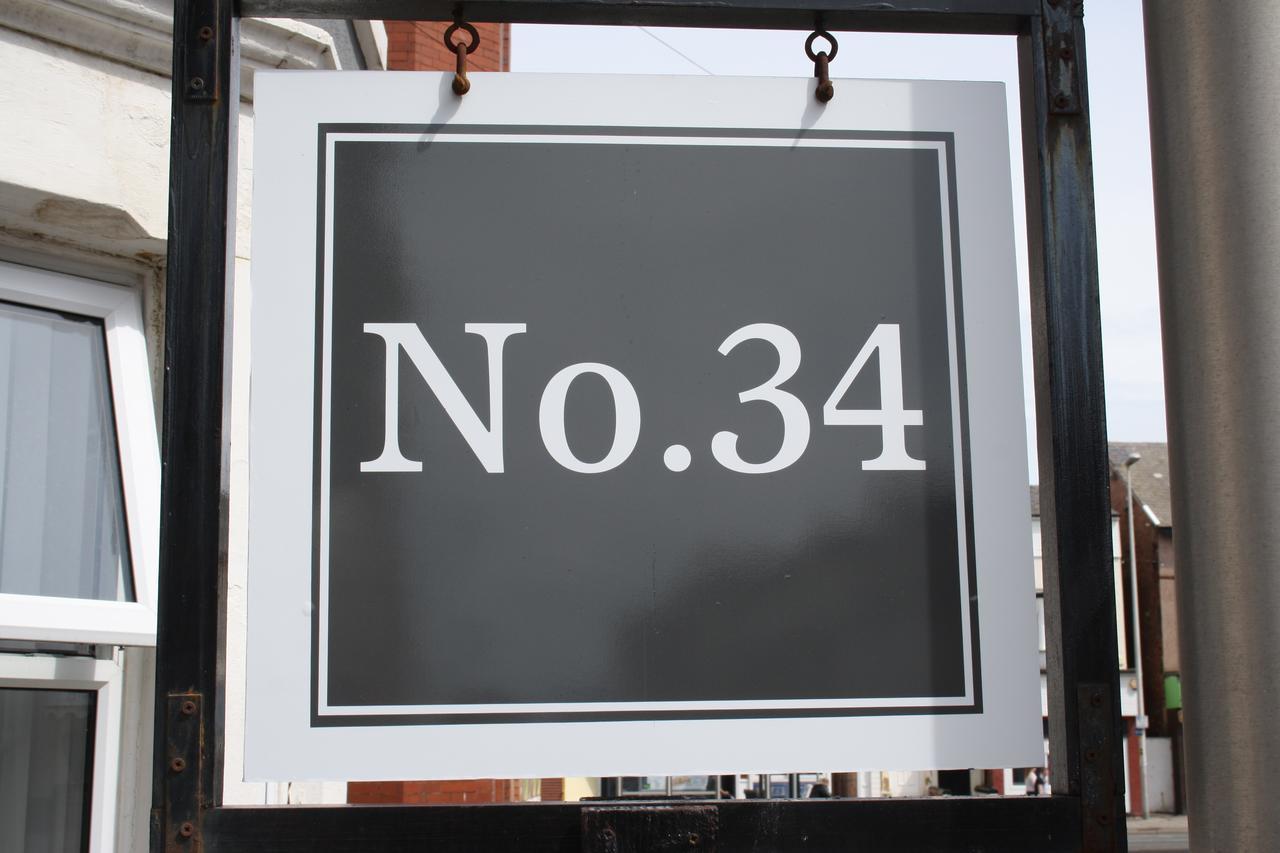 No 34 — Photos 3